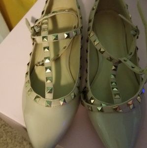 Brandnew in box Charlotte Russe size 9